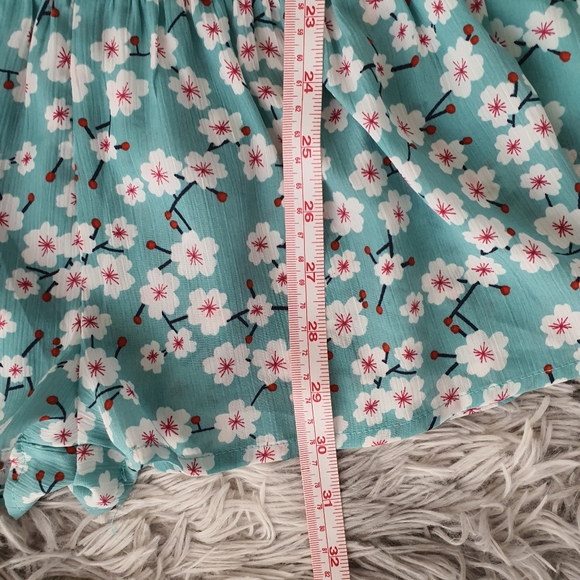 Mooloola Floral Playsuit Size 8 - Picture 9 of 15